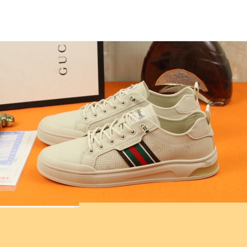 G*u*i casual shoes